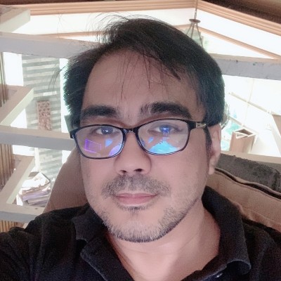 Russell Tomas - DreamLords Digital CEO